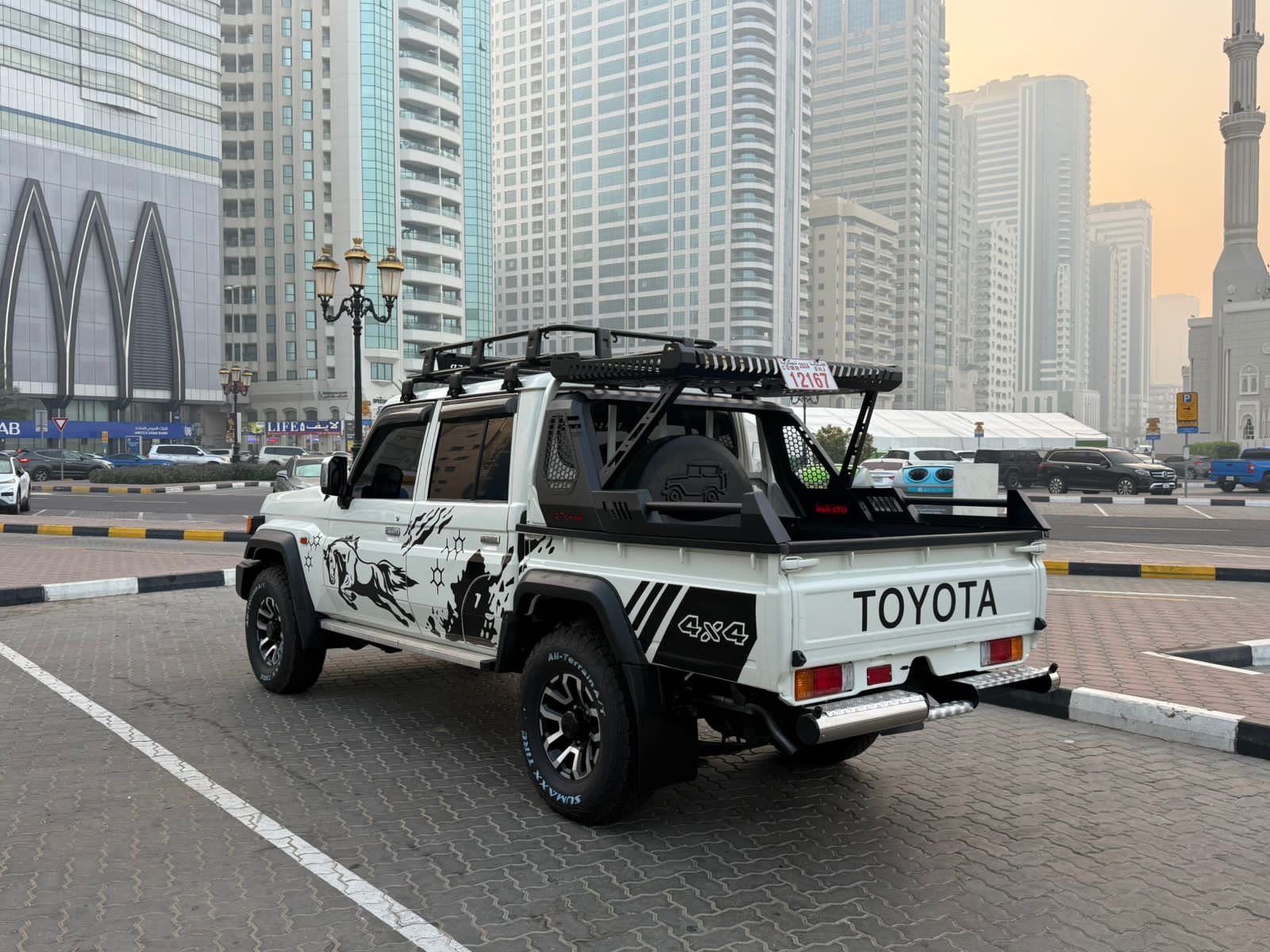 Land Cruiser HardTop 2017 Double Cabin image